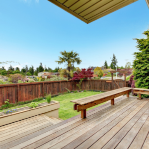 Read more about the article Decking Projects: Stop Into Larry’s Lumber to Create an Amazing Deck for Summer 2024